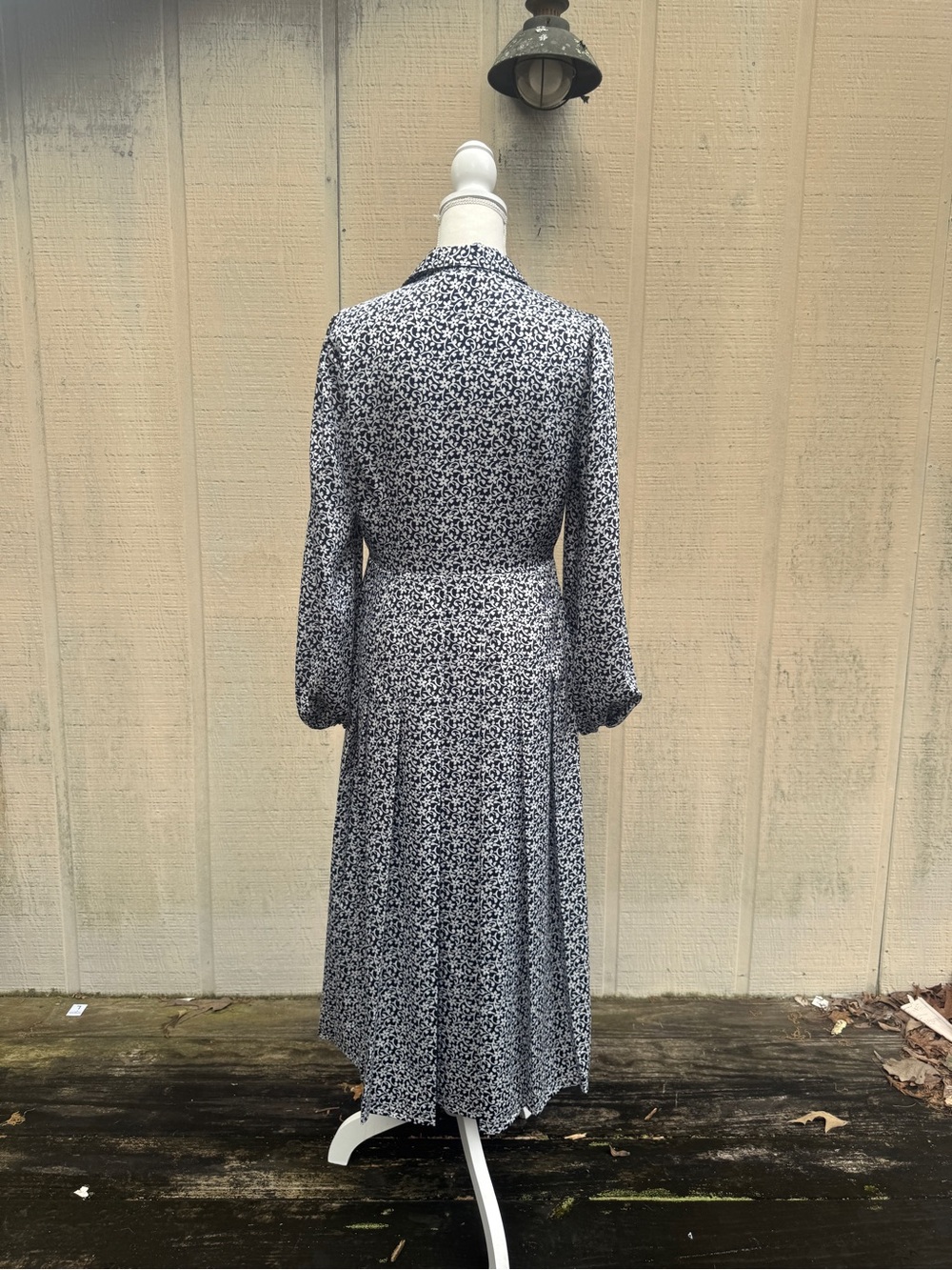 Boden Navy and White Floral Midi Shirt Dress - Picture 9 of 14
